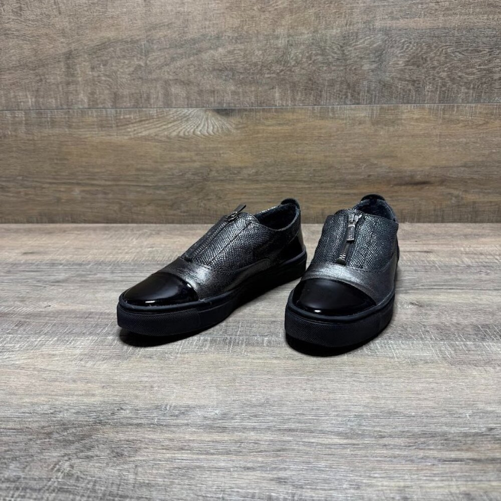 The Flexx Metallic Silver/Black Leather Loafers Women's Size 7